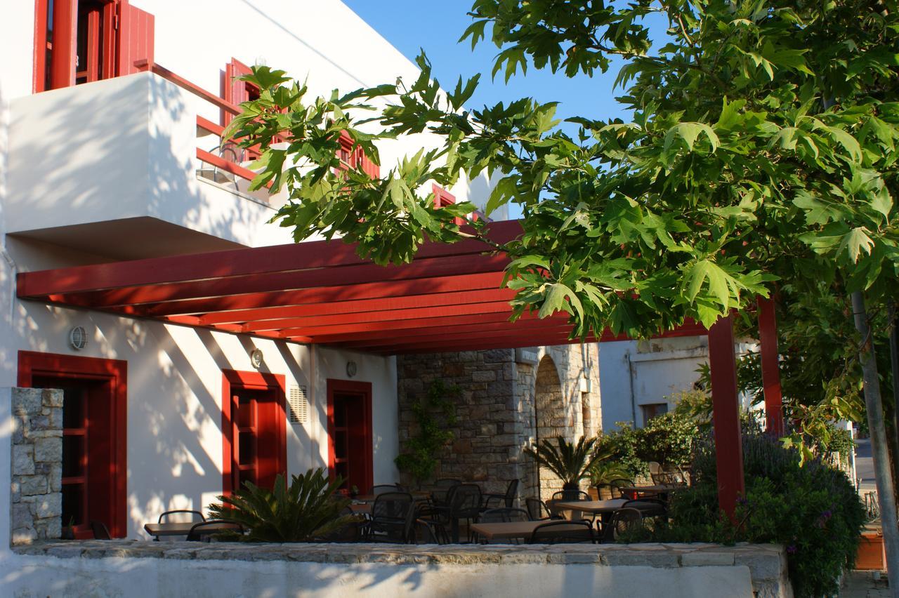 Aposperides Hotel Livadi  Exterior photo